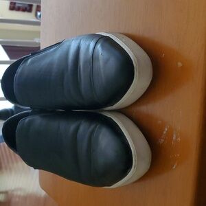 Vince Slip On Sneakers